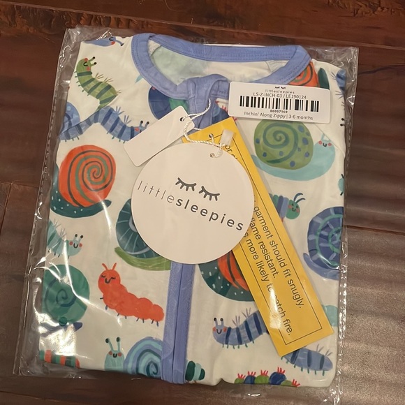 Little Sleepies Other - Little Sleepies Inchin’ Along Shorty Zippy